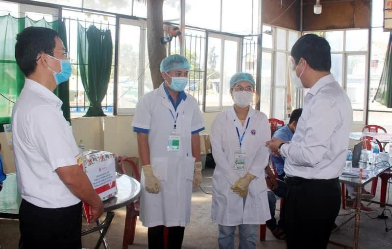 Học lại giữa tháng 7 nhưng sinh viên ĐH Y Dược Huế phải về trước cả... 22 ngày