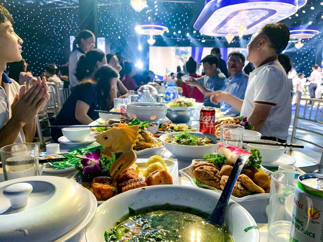 606a2841bd79b40ddeba.jpg