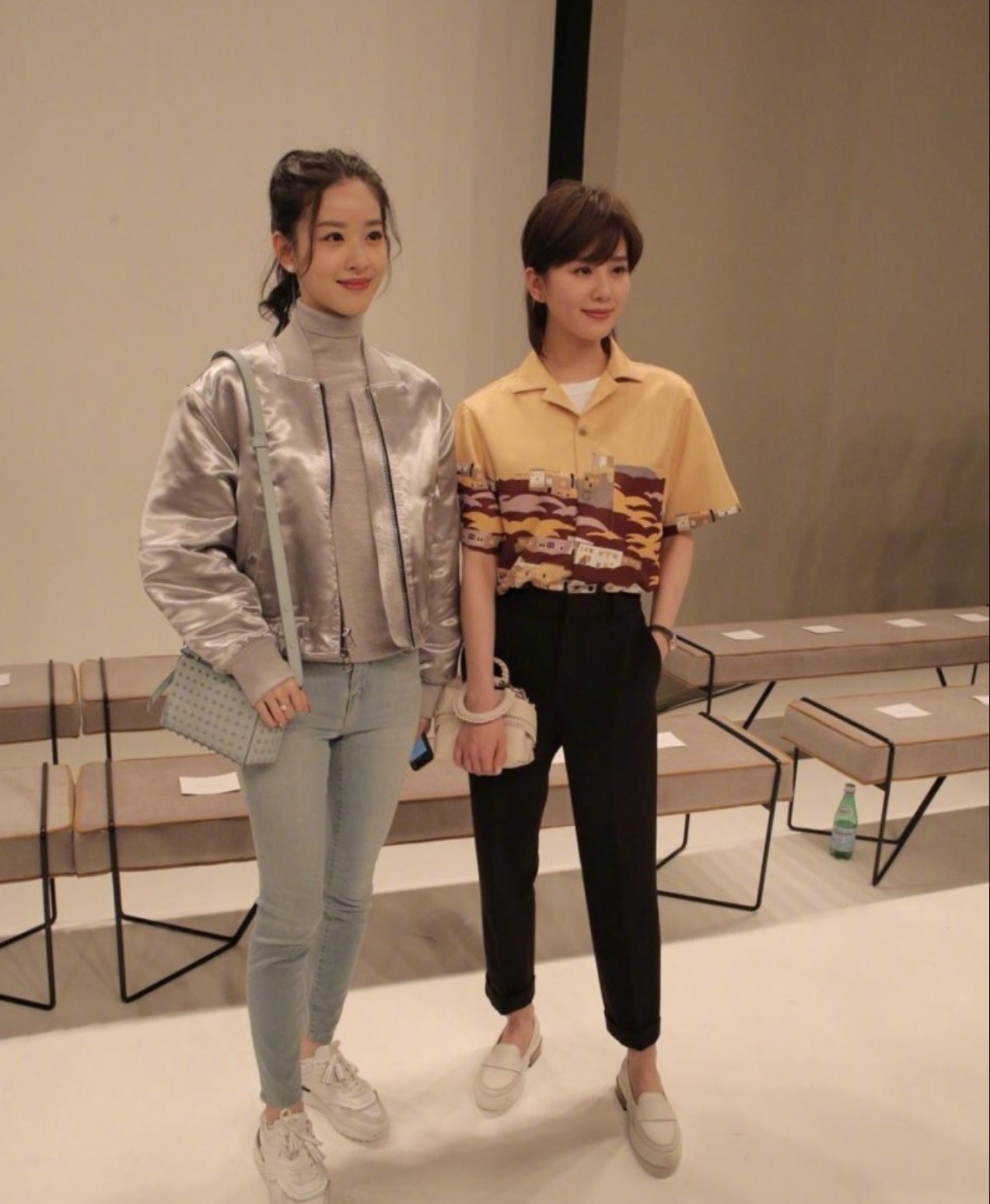 60b084953c22bbd38bde.jpg