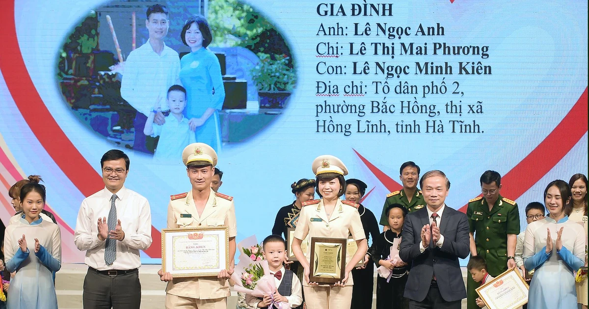 21 gia đình trẻ Việt Nam "cực phẩm" được vinh danh: Câu chuyện tình yêu và hạnh phúc lan toa cực mạnh!