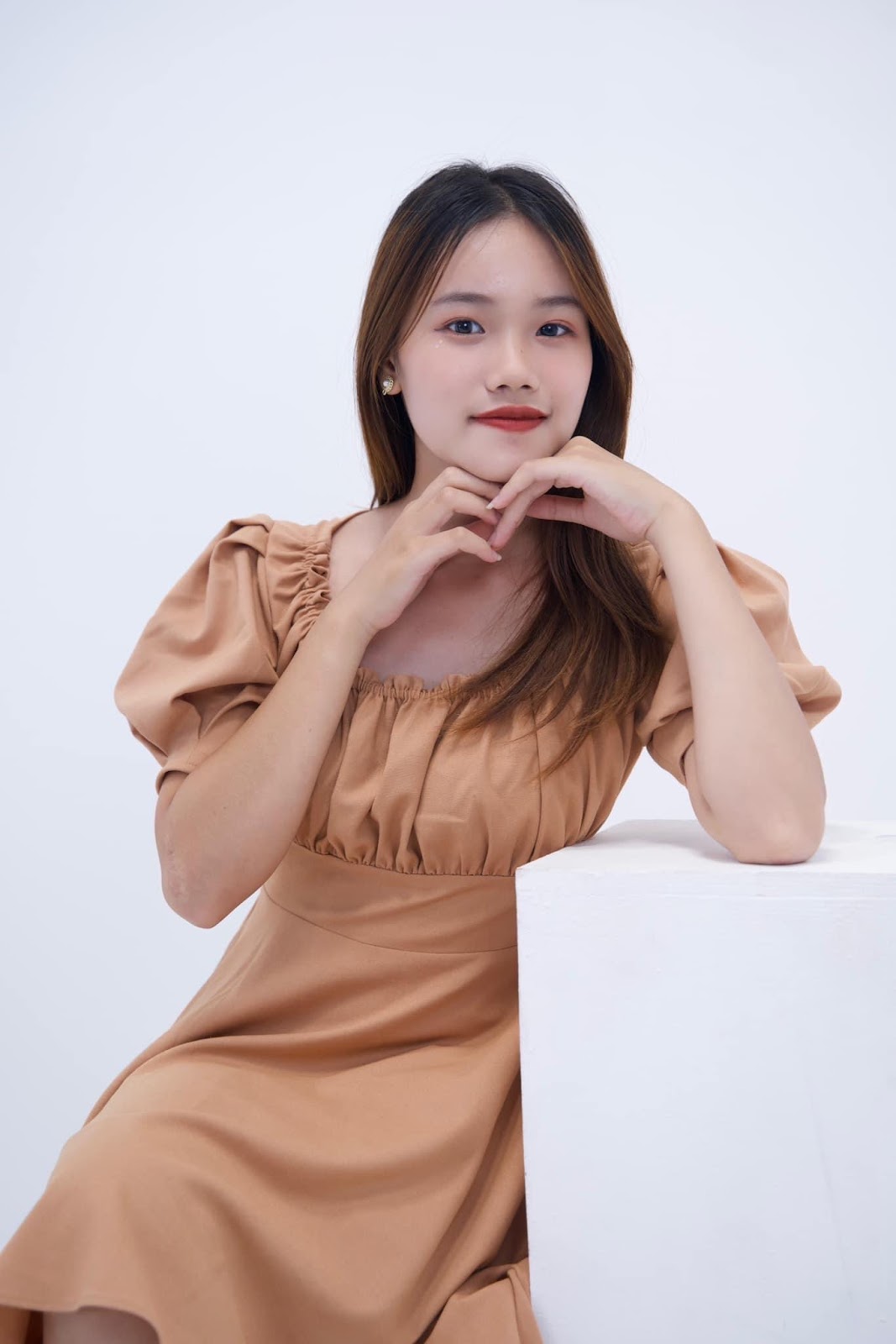 60b7d43be2304a52da37.jpg