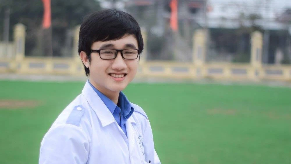 Nam sinh Thái Bình và hành trình "gây sốt" với danh hiệu 'Sinh viên 5 tốt'