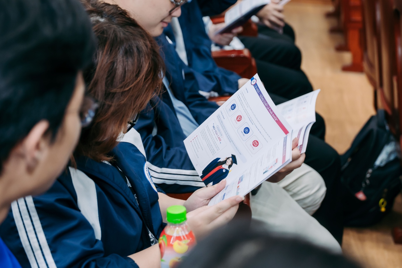 614ffda9c0f1aeefa535.jpg