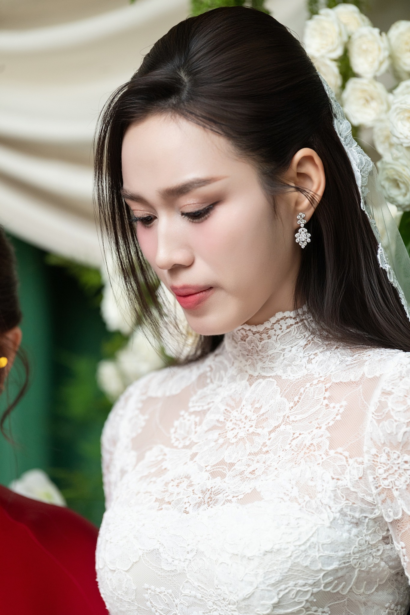 6165c6be051e8ab2d5b3.jpg