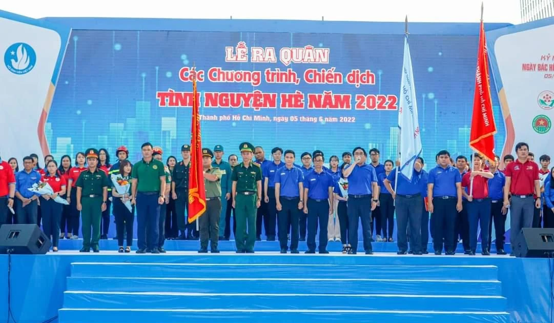 Thành Đoàn TP. HCM ra quân Tình nguyện Hè 2022 - Hơn 360.000 chiến sĩ áo xanh sẵn sàng đổ bộ