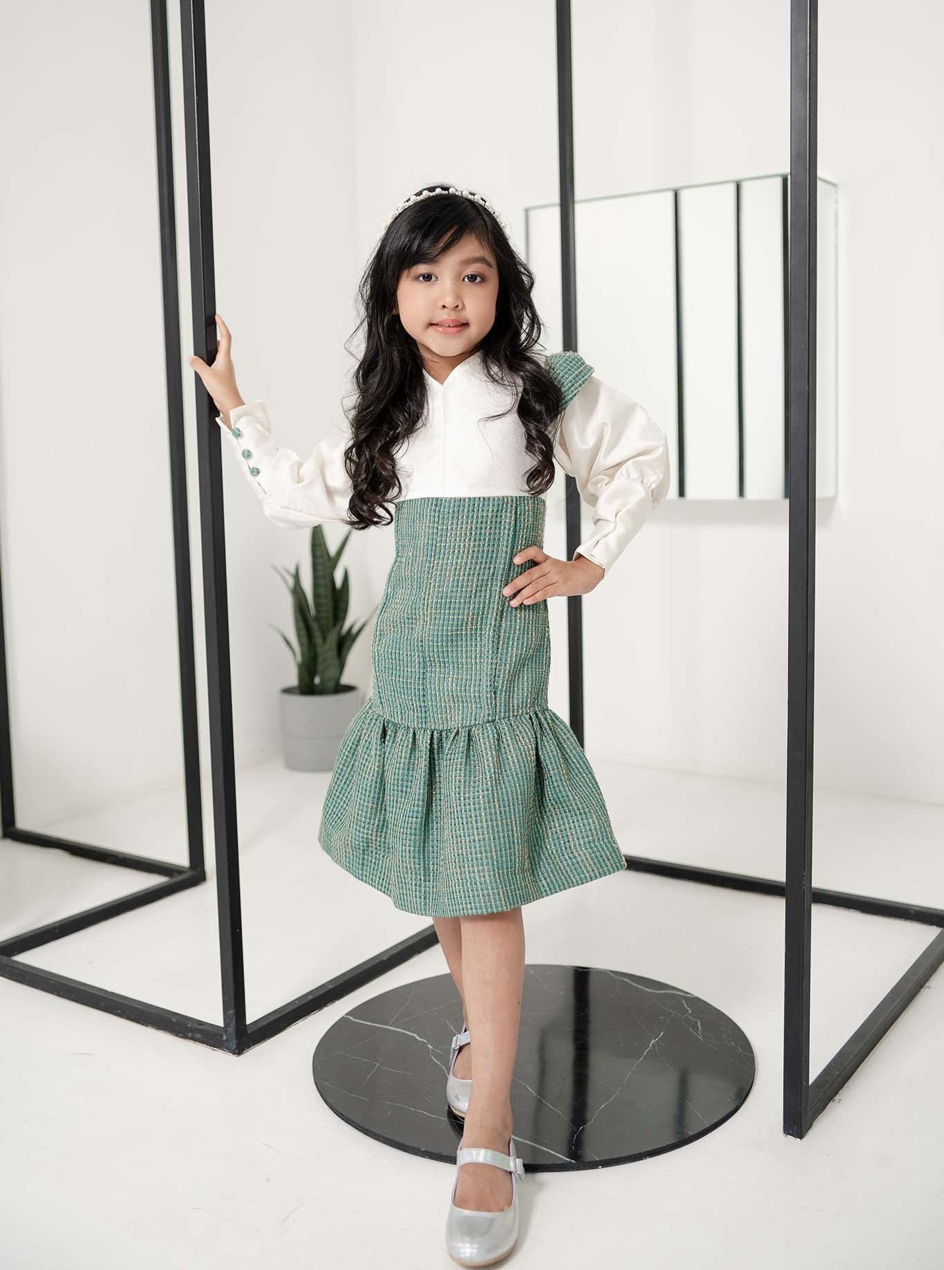 62aadc378466f2645849.jpg