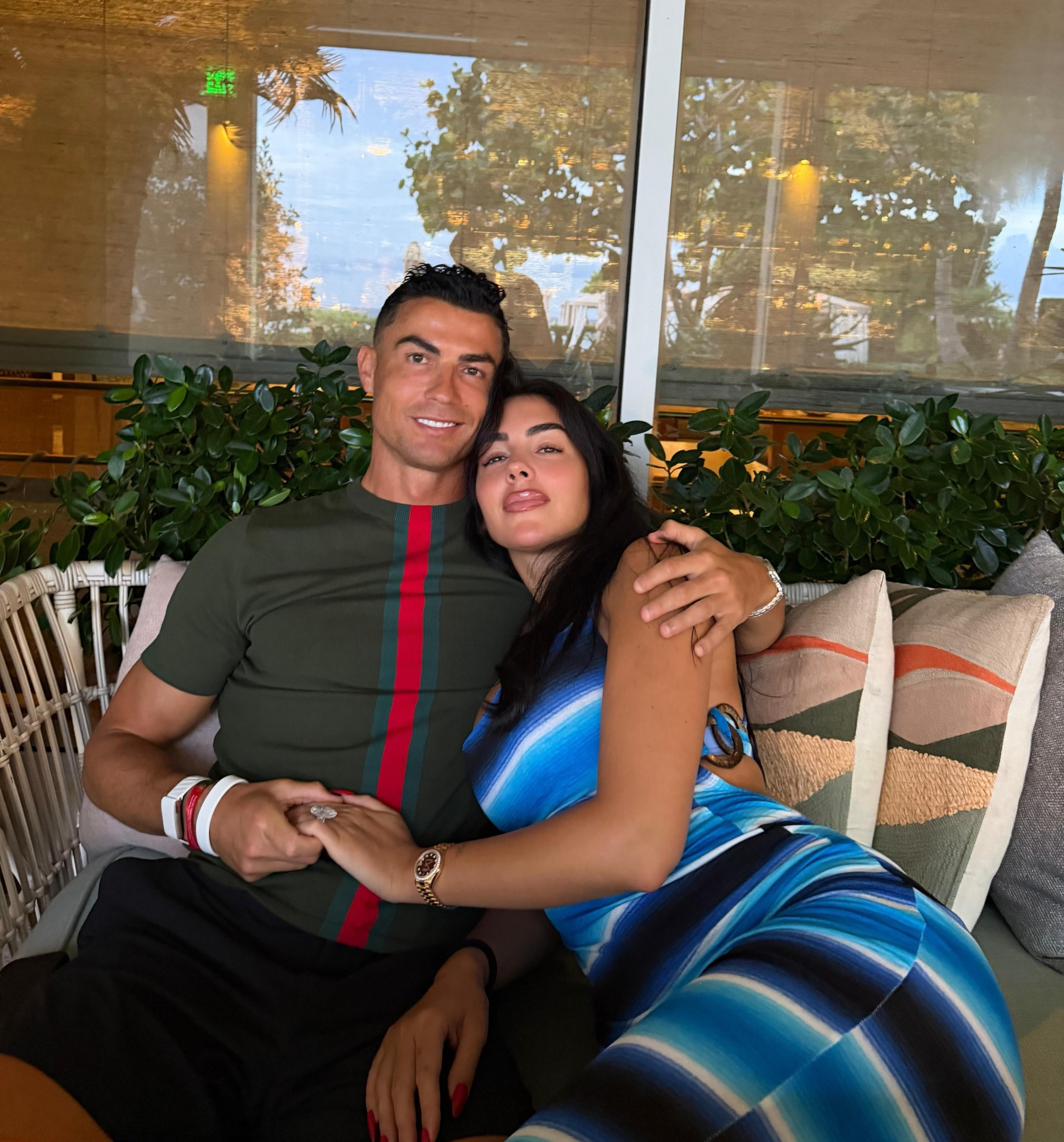 63919c99671b8505fe57.jpg
