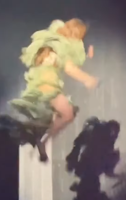 63a5c99503d0e8fd8285.png