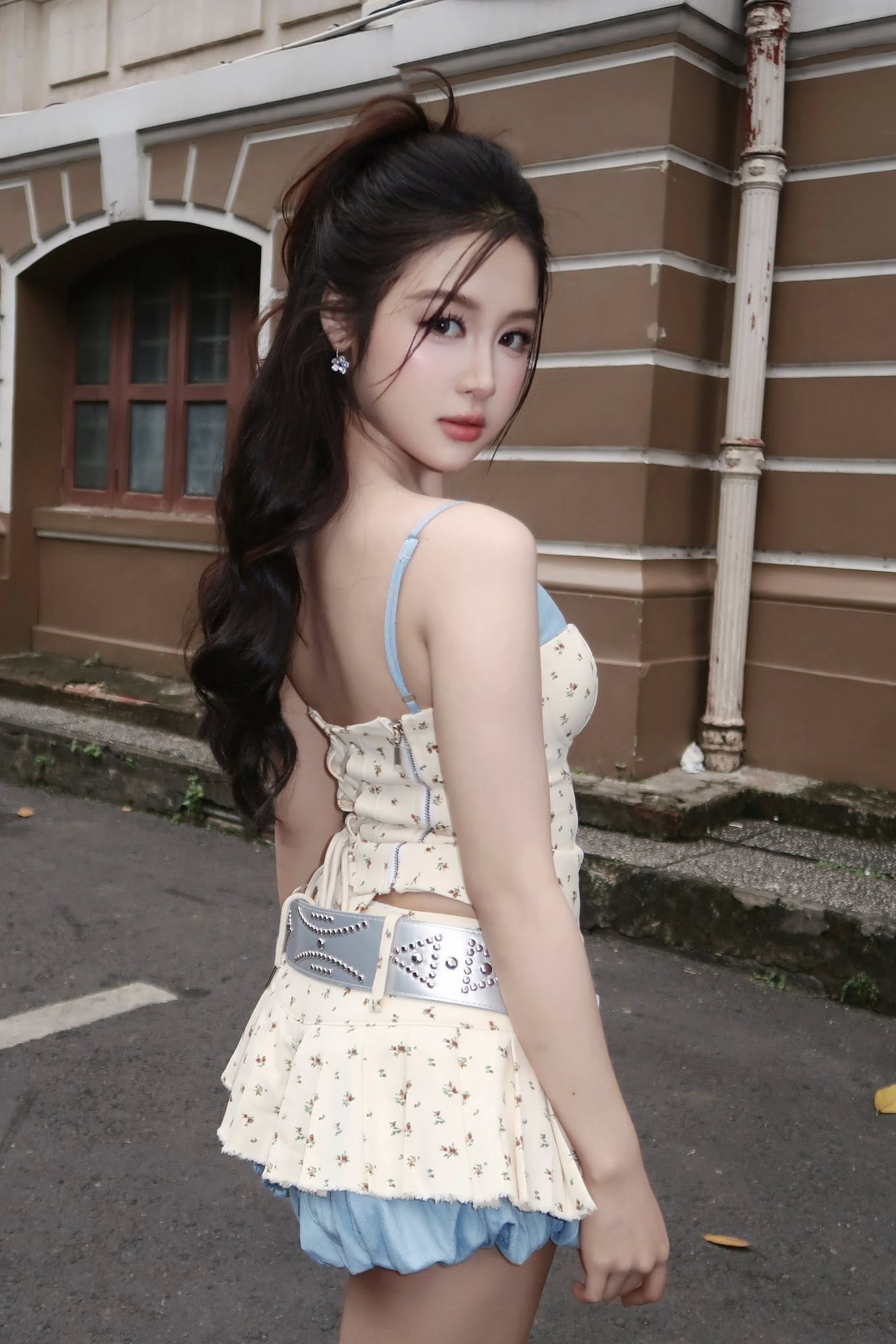 63daa32877eae51e2a1e.jpg