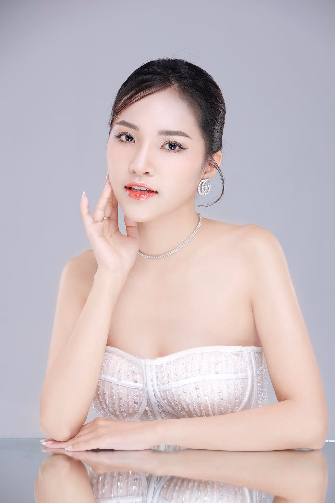 644790c9bf2b44cd8162.jpg