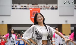 64d001d9f081e251cea5.jpg