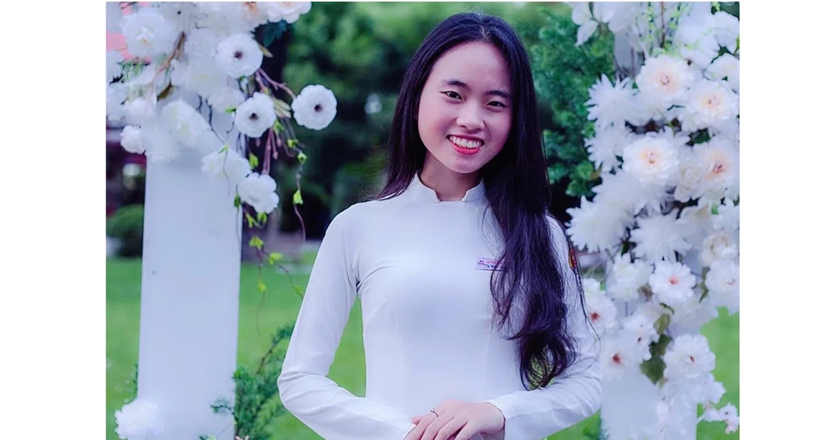 Cựu nữ sinh Chuyên Quốc học Huế "cháy" hết mình với Địa lý, giờ là tân sinh viên Sư phạm đầy triển vọng ✨