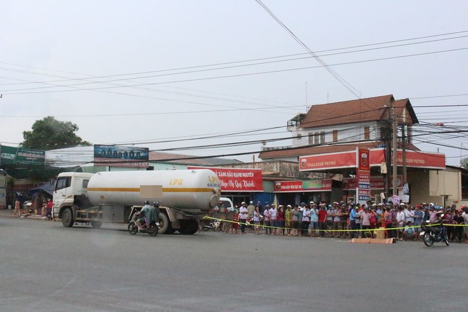 653b57ded4d061b138e0.jpg