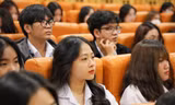 656a3a9461161da50058.jpg