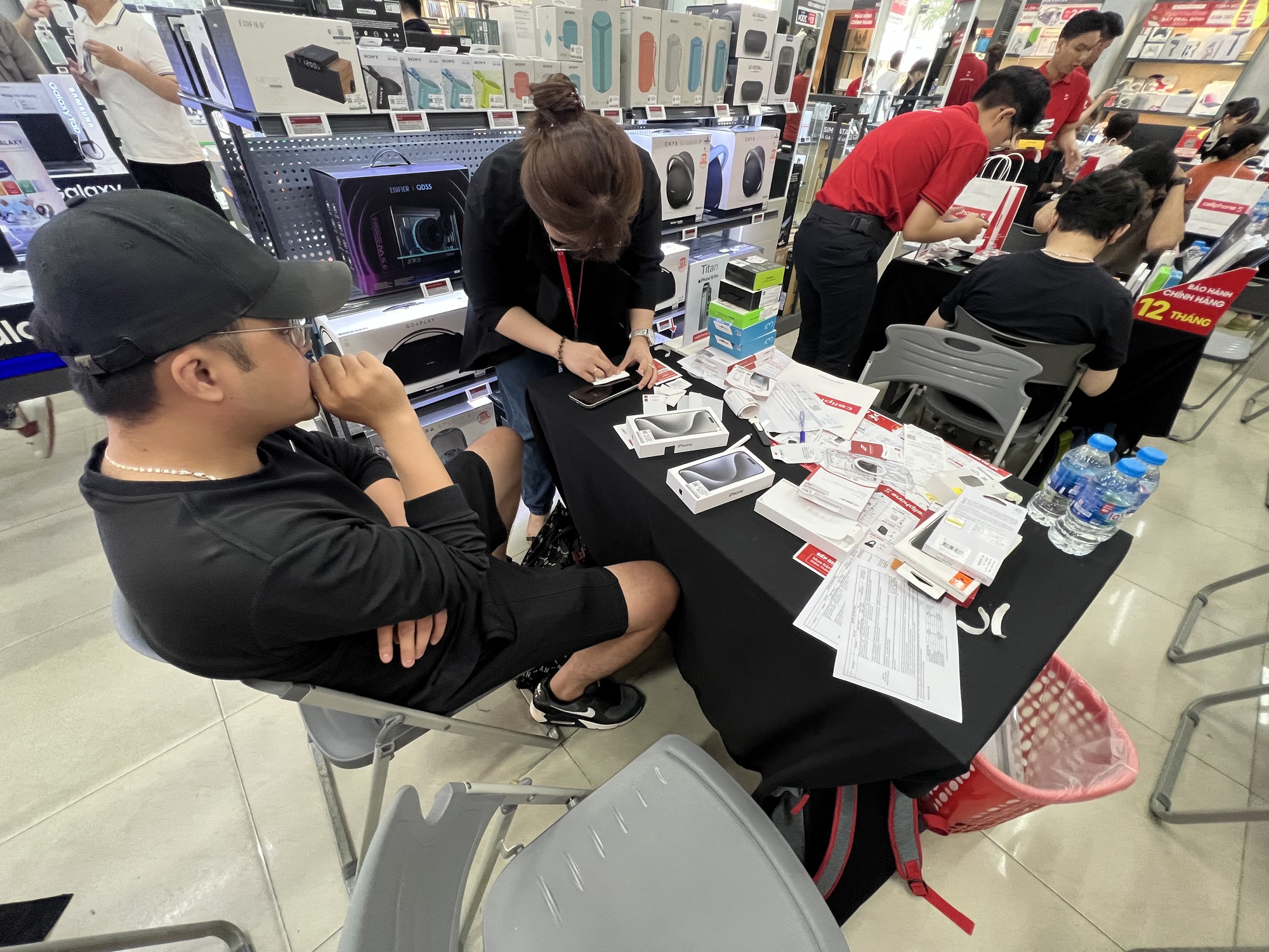 657a8dbaf095e0a88de7.jpg