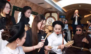 65b450e6737262bd40f5.jpg