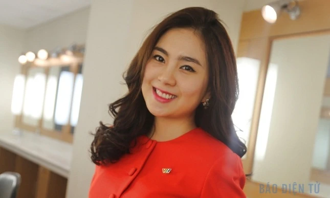 Dù là MC kỳ cựu, Mai Ngọc vẫn vướng phải lỗi mỉm cười khi dẫn tin buồn