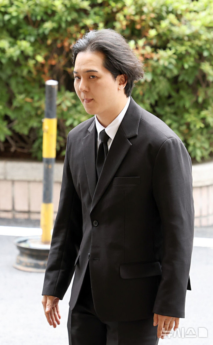 67ac0f3c315a5333dae3.jpg
