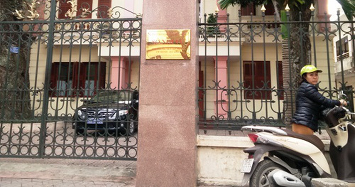 683ea62fdc283f7df414.jpg