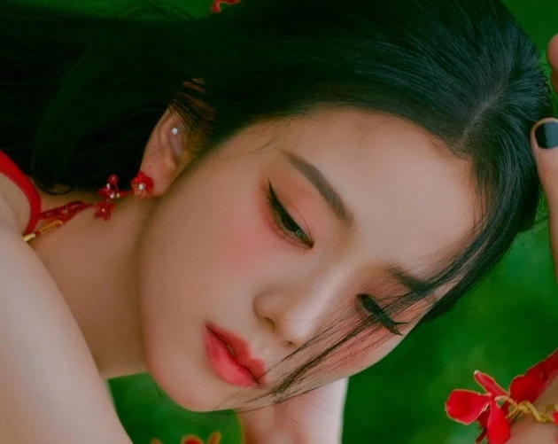 Jisoo: Từ 'thực tập sinh bí mật' của YG đến 'nàng thơ tinh thần' của BLACKPINK