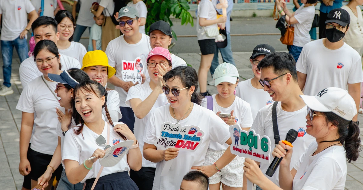 Hình ảnh chill phết của các thầy cô Học viện Ngoại giao khi không lên lớp