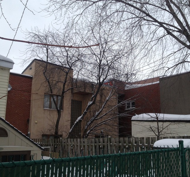 687640bced7fac696335.jpg