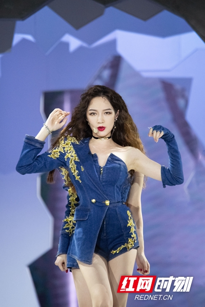 68b78c4dc6bda370f8b3.jpg