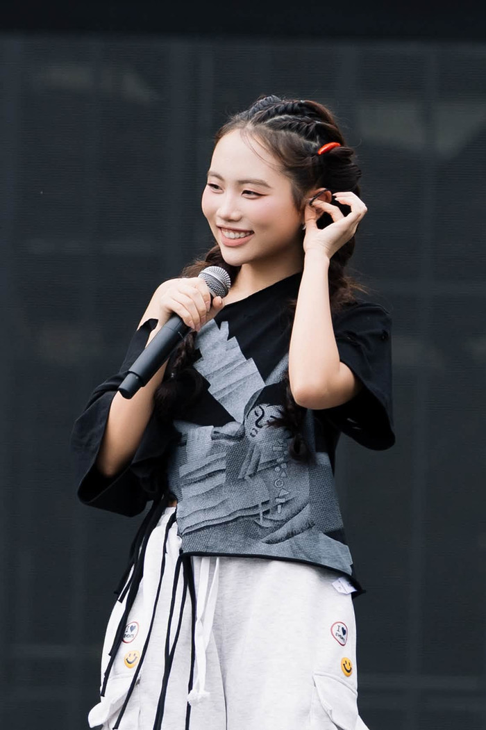 68e6364ad9845a4ebdab.jpg