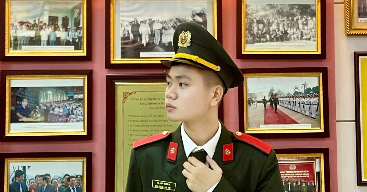 Chàng trai được kết nạp Đảng ở tuổi 18 mê văn chương, quyết tâm trở thành chiến sĩ công an mẫu mực