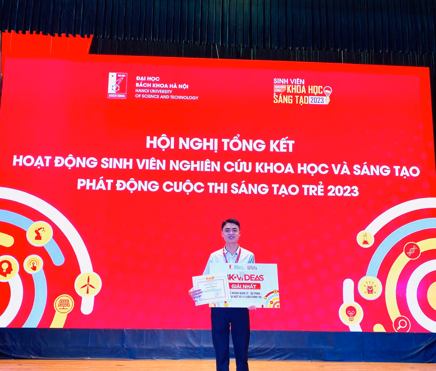 6adeb2152895626fdda8.jpg