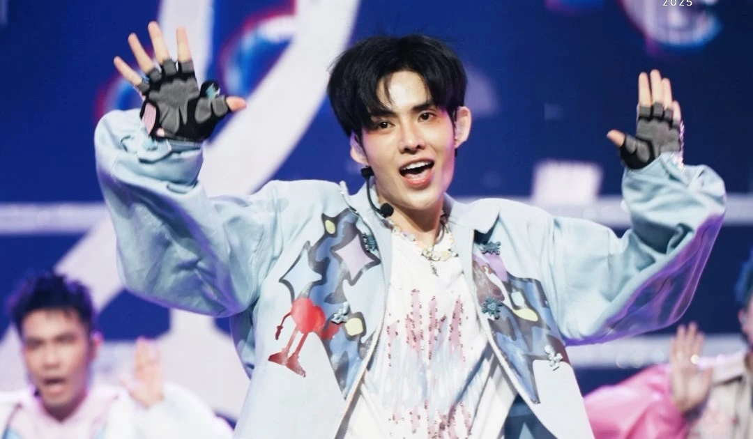 'Anh trai say hi' Dillan Hoàng Phan: 'Cảm ơn thầy cô đã tin tôi, trước cả khi tôi tin vào bản thân mình' ✨
