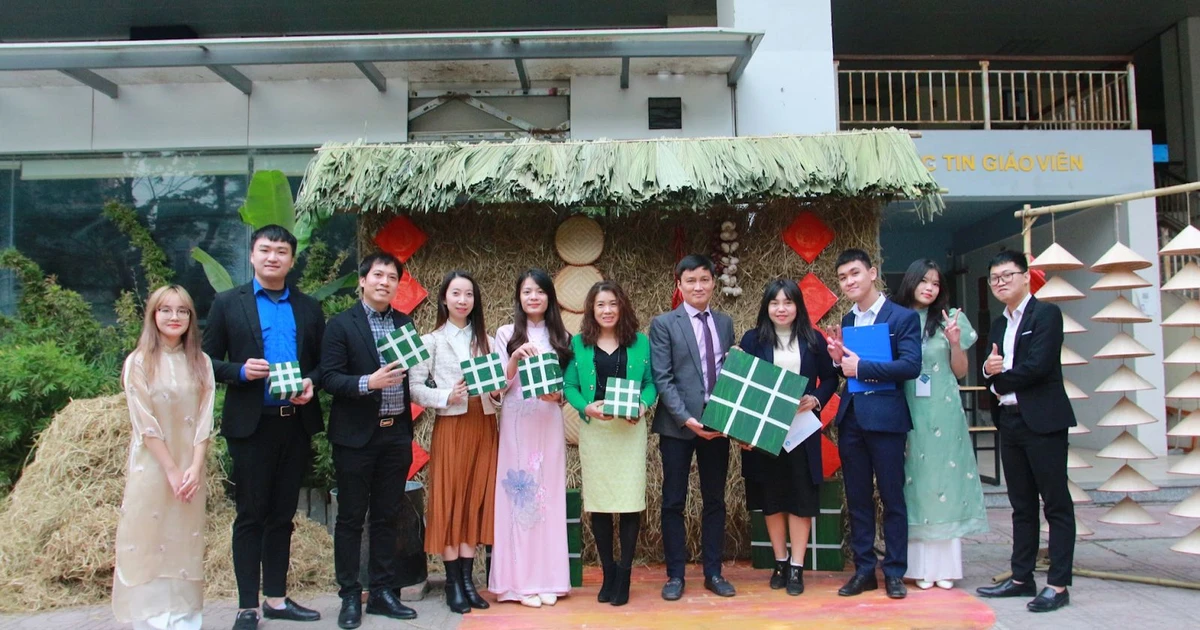Gen Z Kiến trúc "flex" tình yêu Tết cổ truyền với giới trẻ