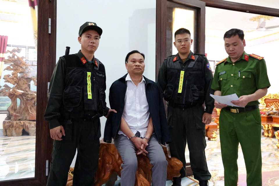 6c8fcbdba6570b085de9.jpg