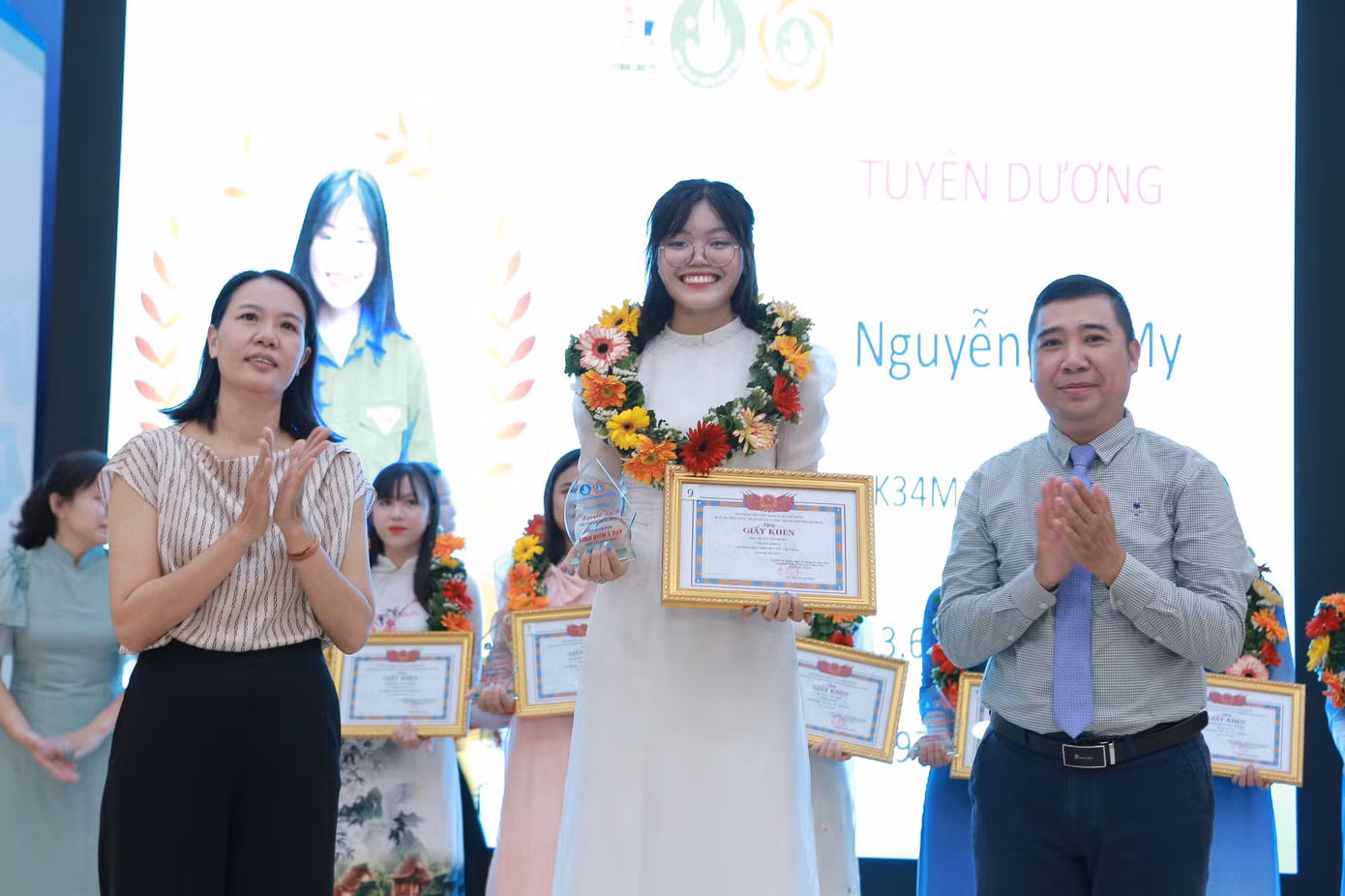 6d109e6663d232de3250.jpg