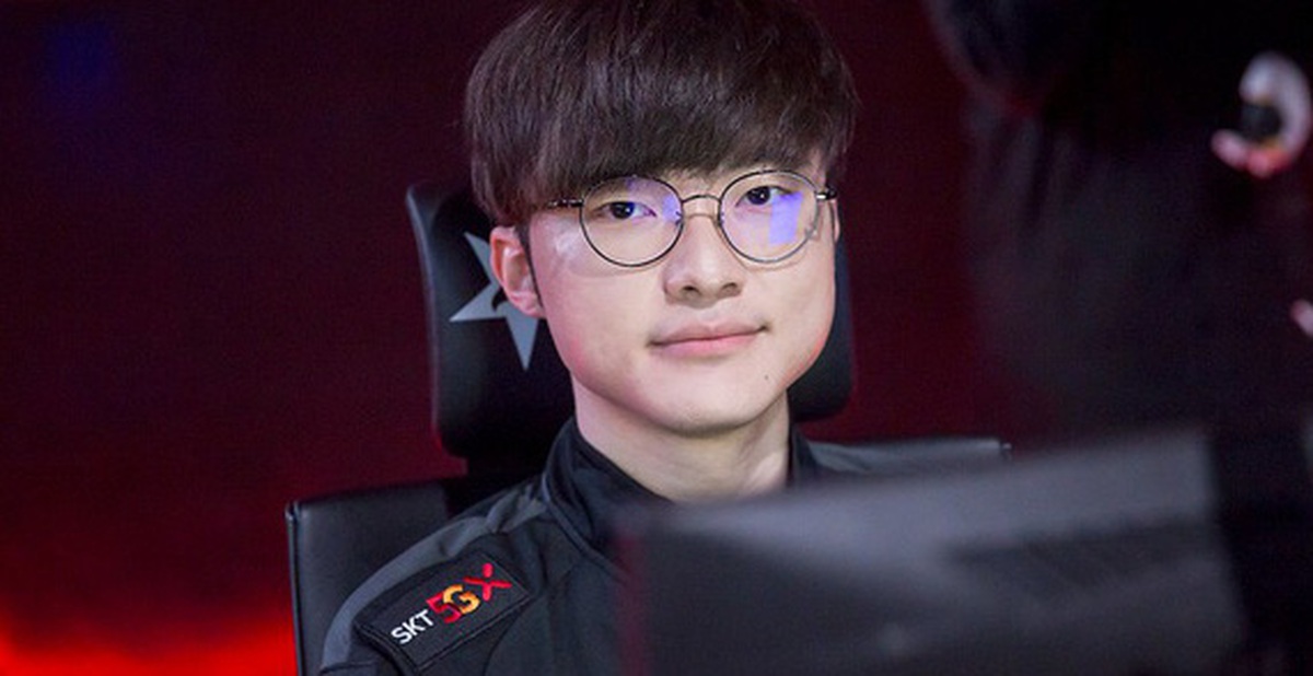 Hội thám tử Reddit "soi" bằng chứng: Faker chuẩn bị "toang" với T1 rồi sao?