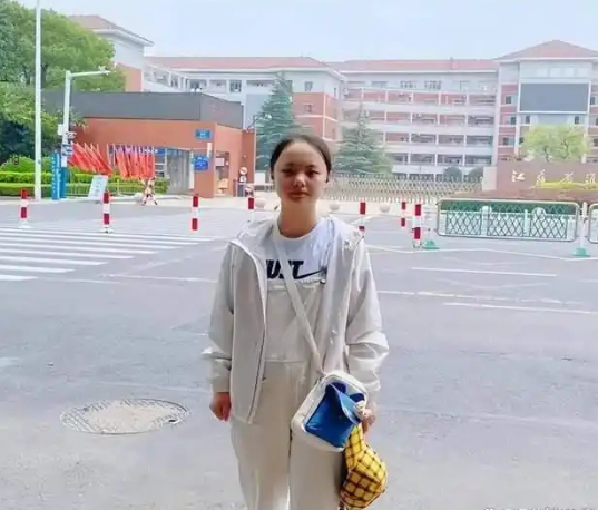 6e821d5ad065002a4d8b.jpg
