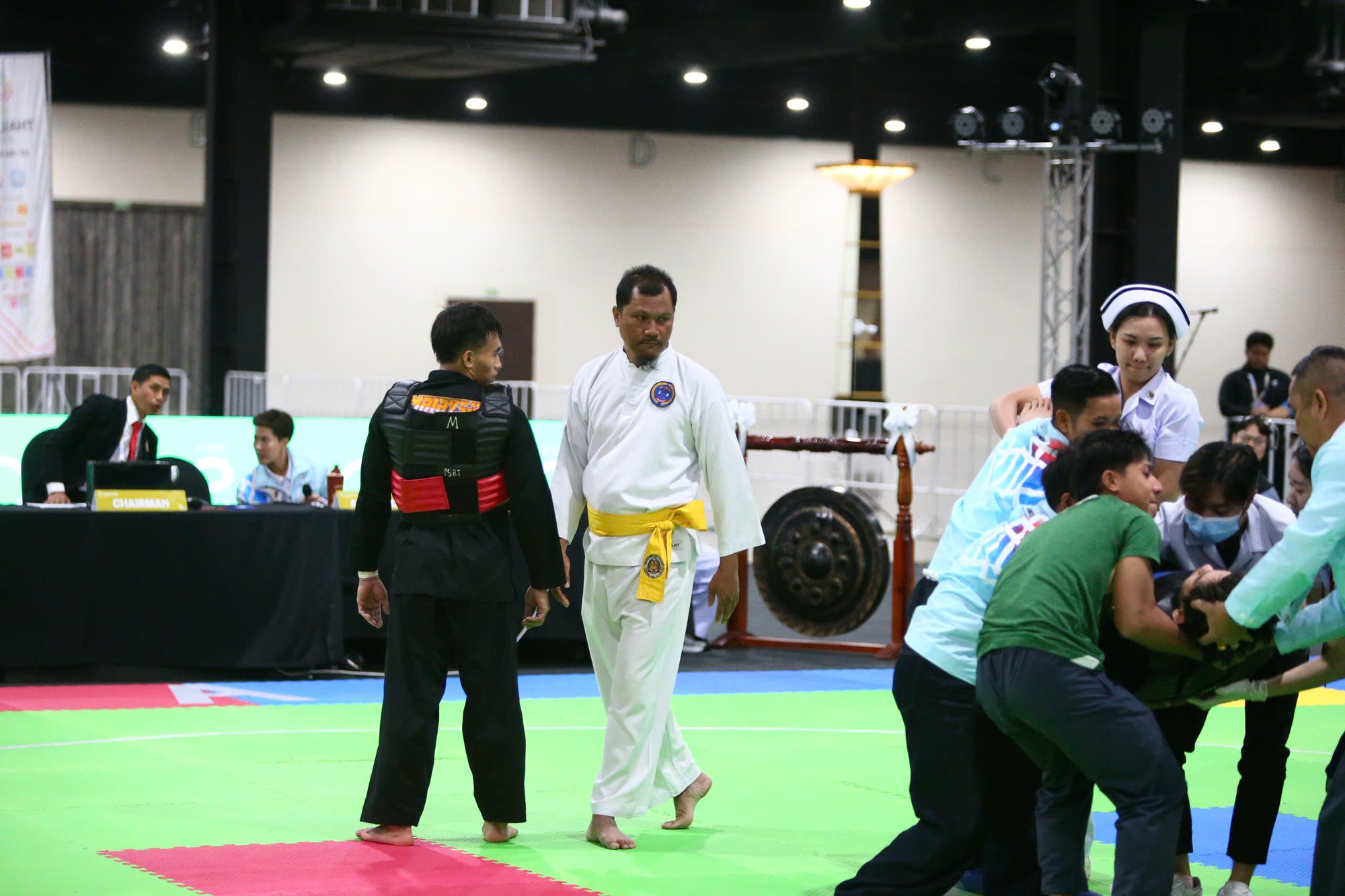 6ea75f9a2bc55ccacc25.jpg