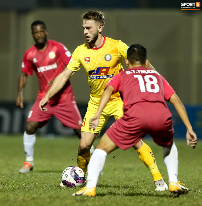 7047883e308a9edcc47c.jpg