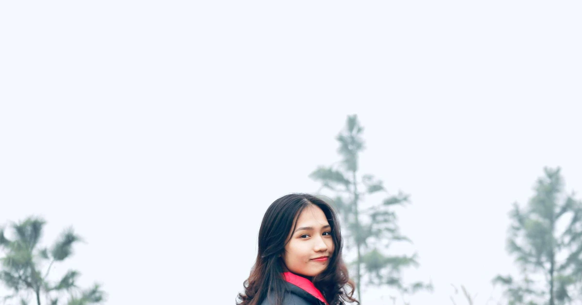 Cô nàng "máu pha xăng" và hành trình săn lùng những miền đất mới cực chill