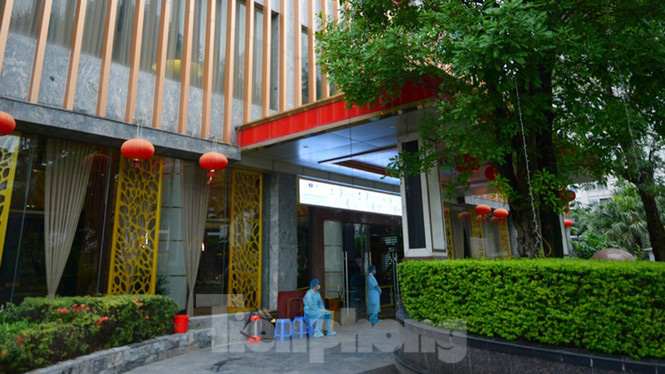70a4aed0ac08d0c3dbc4.jpg