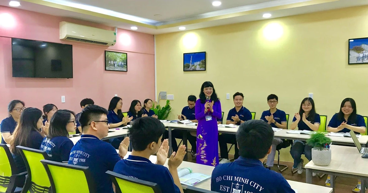 ĐH GTVT TP.HCM công bố điểm sàn xét tuyển: Từ 15-21 điểm, 6 ngành hot nhất lấy 21 điểm luôn nha!
