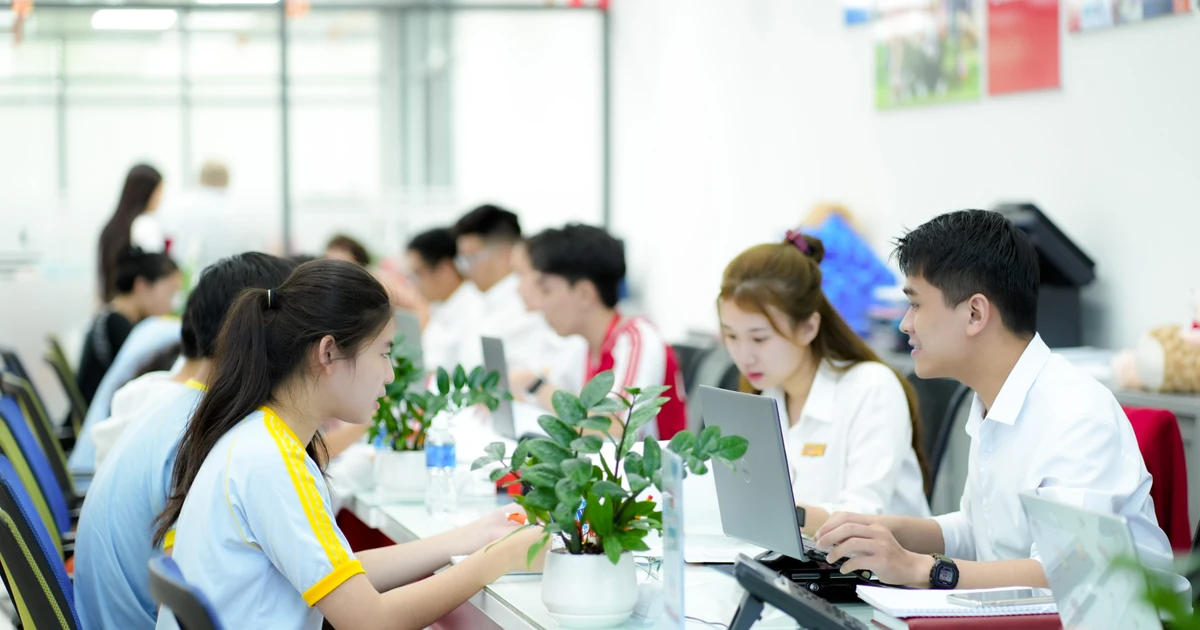 Loạt trường đại học thả thính điểm chuẩn xét Đánh giá năng lực rồi nè! ✨