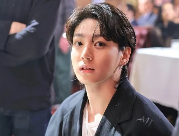 Jungkook đang viết lại 'tiêu chuẩn toàn cầu' cho nghệ sĩ solo châu Á