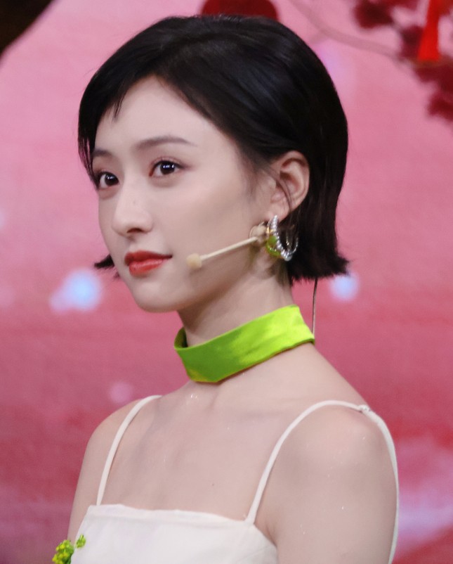 727f8ee81938550a4d14.jpg