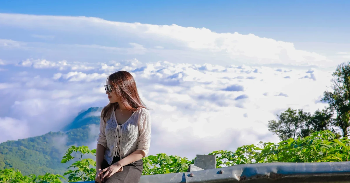 Dậy từ 5h sáng rủ hội lên Ba Vì săn mây - trend mới cực chill của giới trẻ ☁️