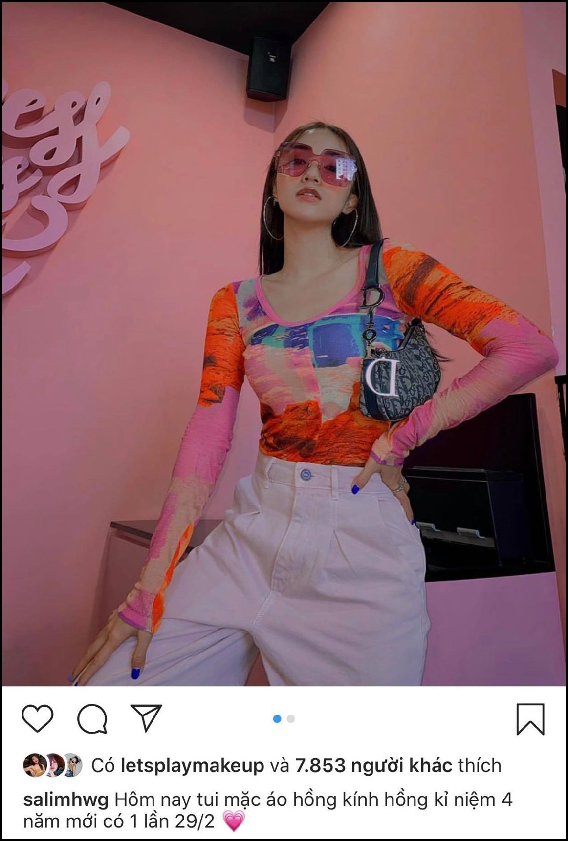 7367968659b8601c0c43.jpg