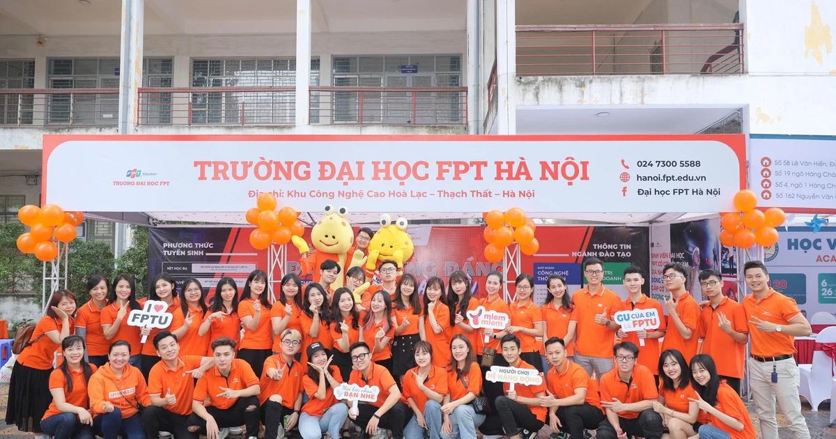 GenZ 2k4 ơi, save ngay ngày 8/5 để check-in trường FPT nào!