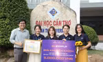 75bbce0398dfd10bc1d1.jpg