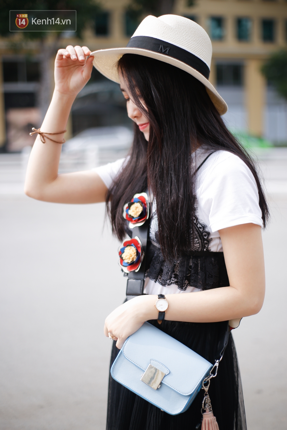 7695beeb4fc0740cb192.jpg