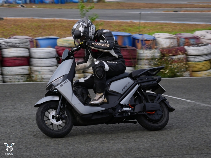 7699eacd12c37e590780.jpg